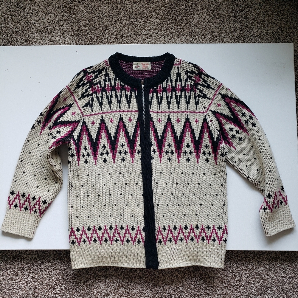 1960s 1970s Vintage Scotch Mist Shetland Cream Magenta Black Wool Sweater - Picture 2 of 9